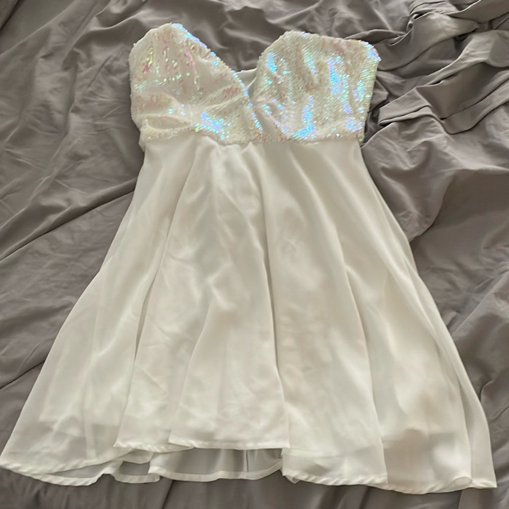 Tobi Small White Dress - Sequin Top, Perfect Condition
